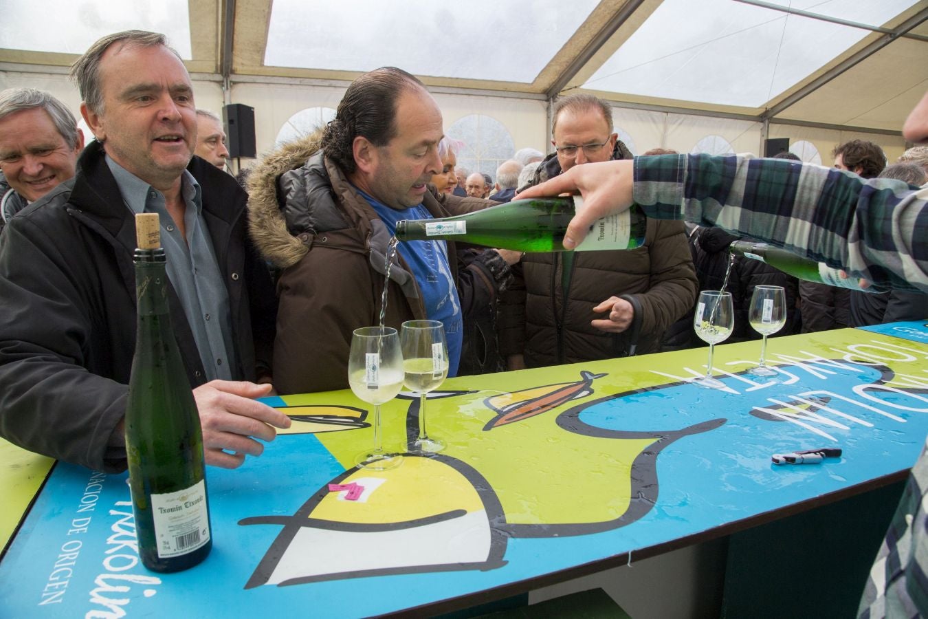 Getaria ha acogido la presentación y degustación de la nueva cosecha