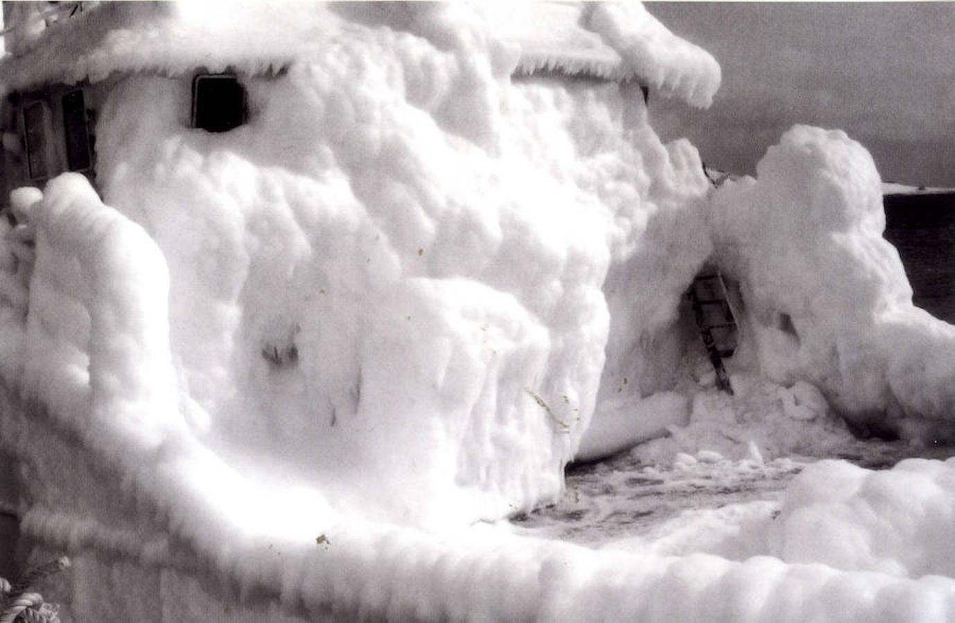 Algunos patrones y pescadores disponian de cámaras en Super 8, a veces compradas en la misma Canadá, con las que recogían detalles de su trabajo. 