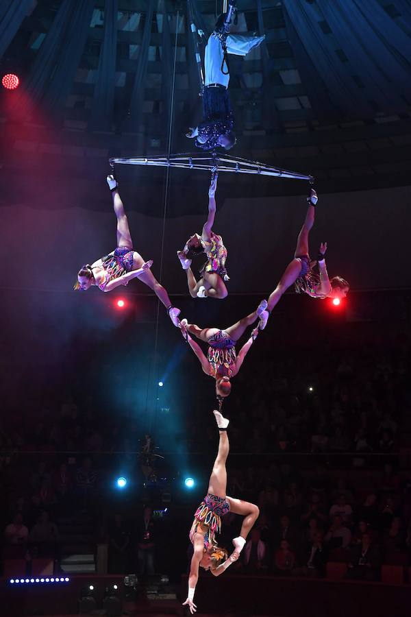 La capital de Hungría acoge cada año el Festival Internacional del Circo de Budapest. Una cita a la que acuden 165 artistas de más de 20 países que, durante cuatro días, hacen volar nuestra imaginación con acrobacias y desafíos que parecen imposibles de superar