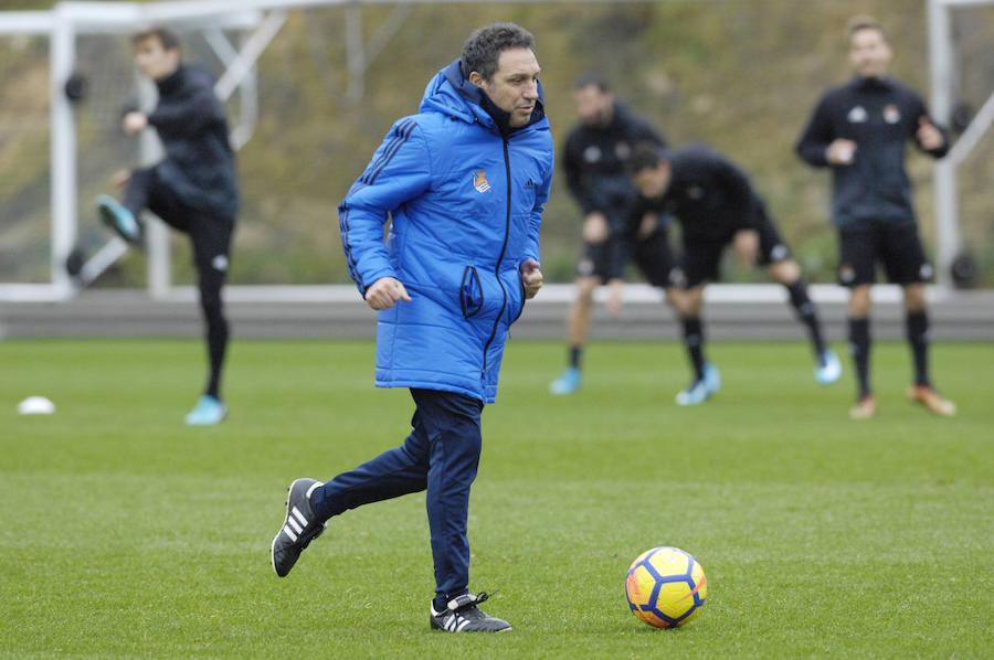 La Real ha efectuado este viernes por la mañana en Zubieta su penúltimo entrenamiento antes de enfrentarse al Celta. Mañana la plantilla se ejercitará a la misma hora y en el mismo escenario. 