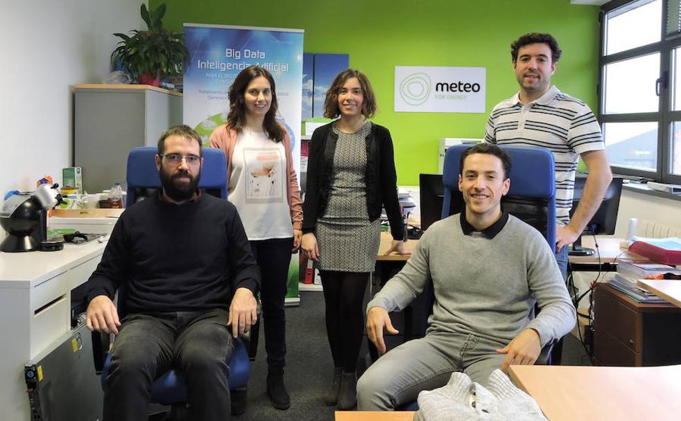 El equipo de Meteo for Energy, en sus oficinas.