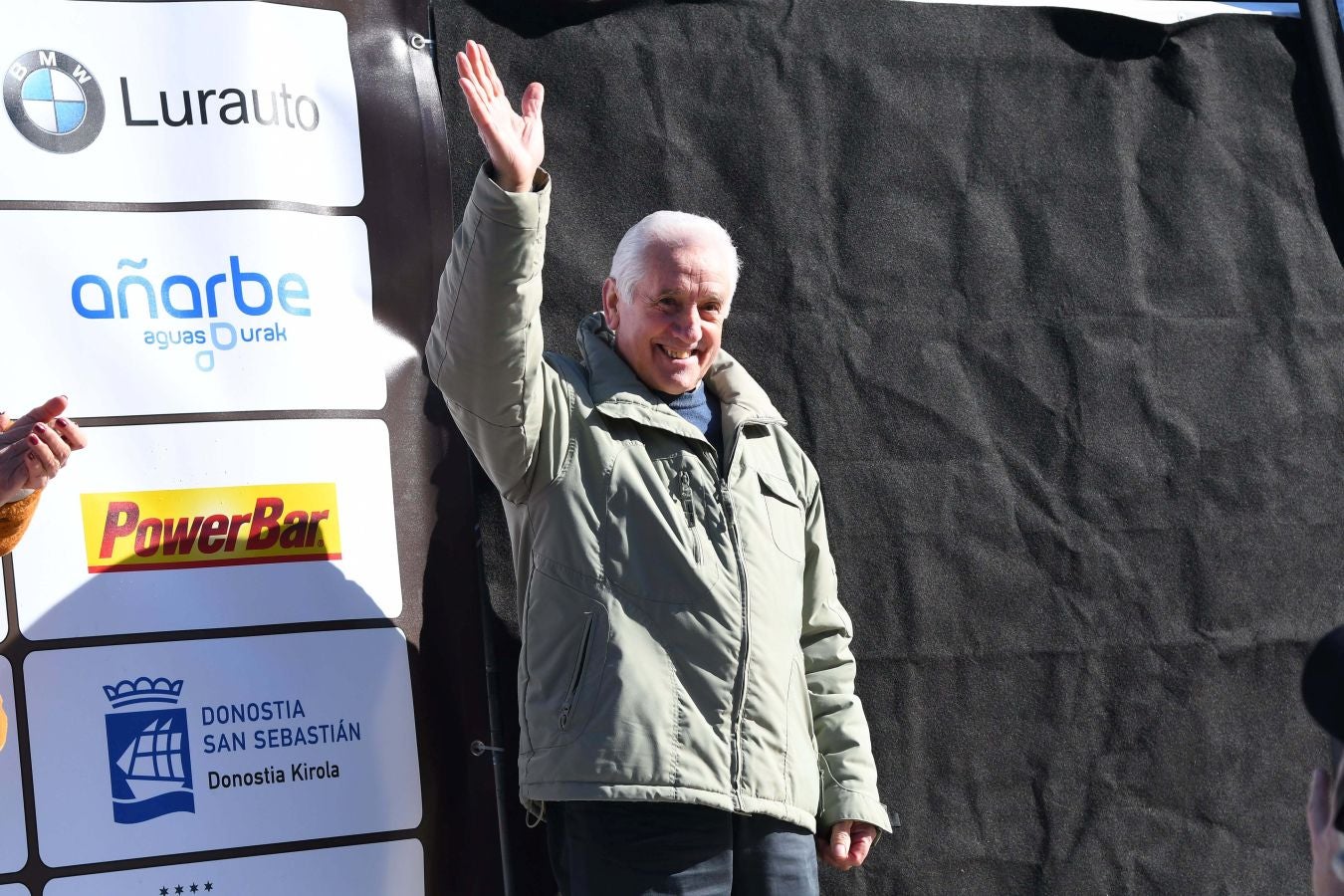 El bahrení de origen etíope Aweke Ayalew y la keniana Daisy Jepkemei se han impuesto en la 63 edición del cross de San Sebastián, disputado en el Hipódromo en un circuito lleno de barro que ha favorecido el espectáculo.