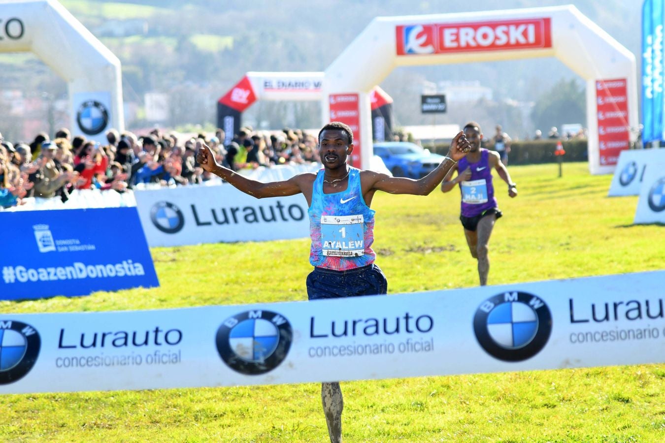 El bahrení de origen etíope Aweke Ayalew y la keniana Daisy Jepkemei se han impuesto en la 63 edición del cross de San Sebastián, disputado en el Hipódromo en un circuito lleno de barro que ha favorecido el espectáculo.