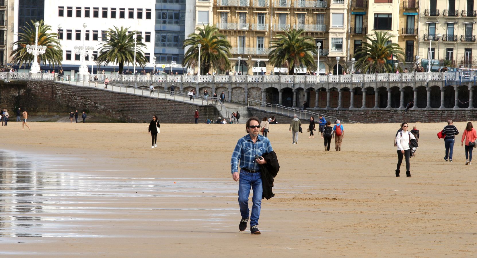 Los termómetros superan los 20 grados en San Sebastián en pleno inviernos tras varias jornadas de incesante lluvia