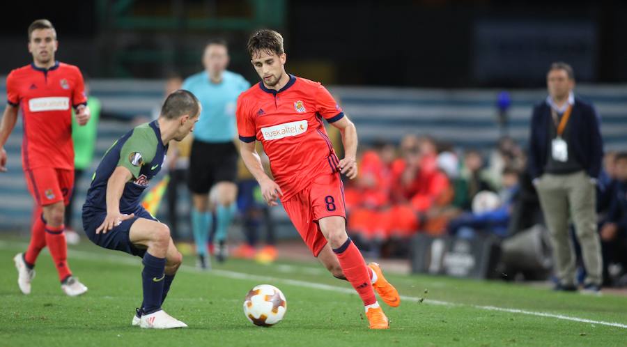 El partido entre la Real Sociedad y el Salzburgo en Anoeta, en imágenes