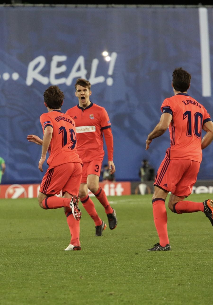 El partido entre la Real Sociedad y el Salzburgo en Anoeta, en imágenes