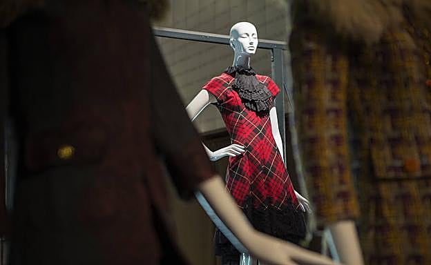 Galería. El armario de Carmen Lomana.