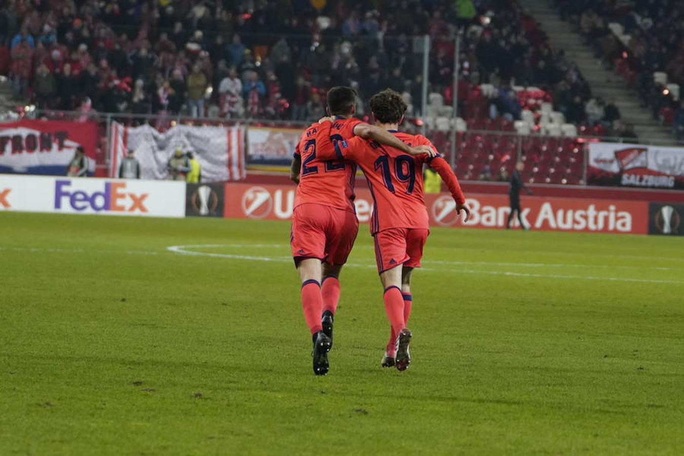 Emoción en el Salzburgo - Real Sociedad con la presencia de casi dos mil aficionados realistas en las gradas