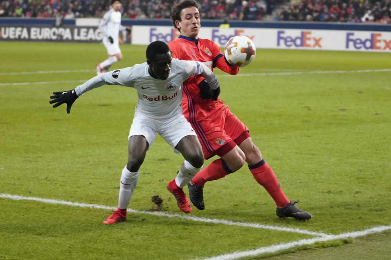 Emoción en el Salzburgo - Real Sociedad con la presencia de casi dos mil aficionados realistas en las gradas