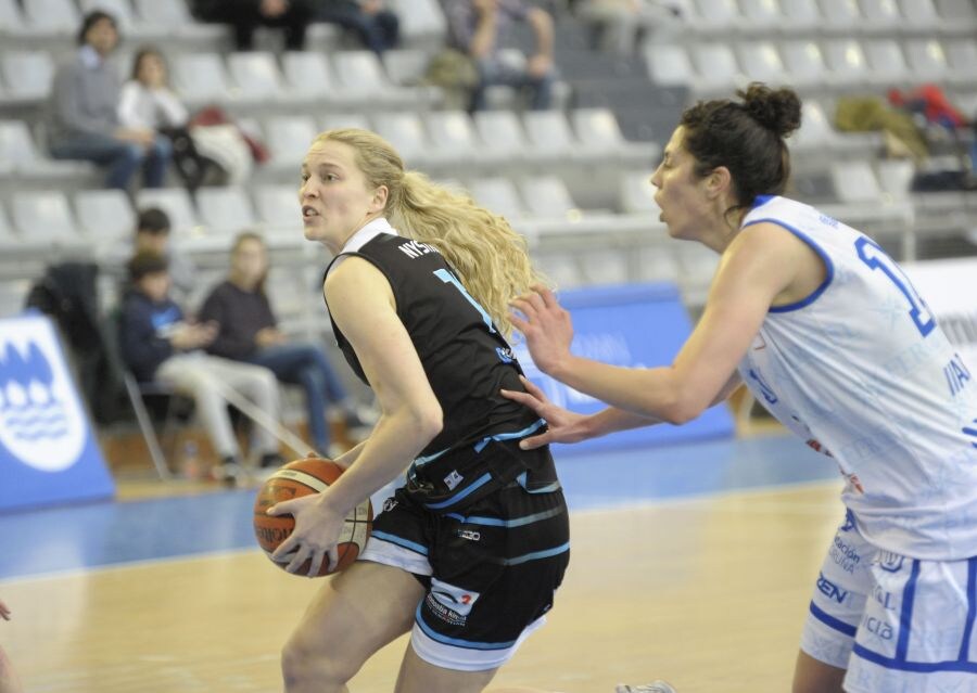 El IDK pierde ante el Uni Ferrol, 64-79.