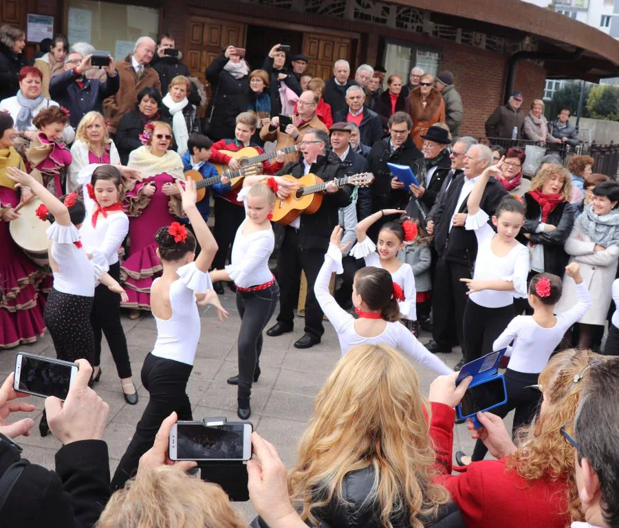 Semblante Andaluz ha celebrado en su sede de Atsobakar el día grande de la comunidad andaluza con una fiesta.