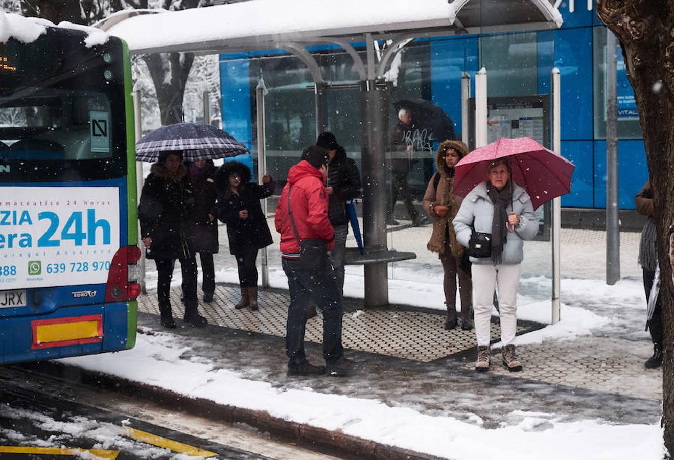 Las precipitaciones están generando severos problemas de circulación en la ciudad