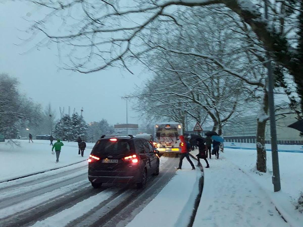 Las precipitaciones están generando severos problemas de circulación en la ciudad