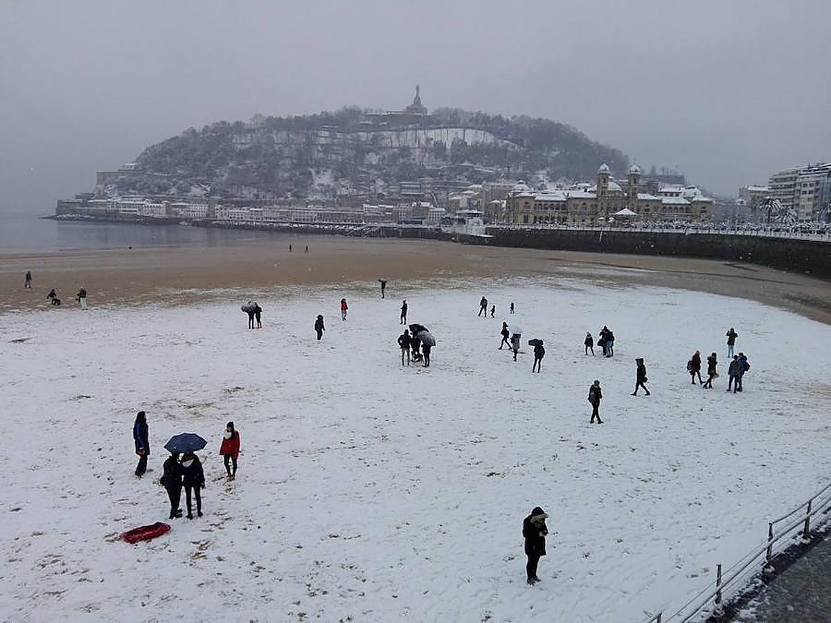 Las precipitaciones están generando severos problemas de circulación en la ciudad