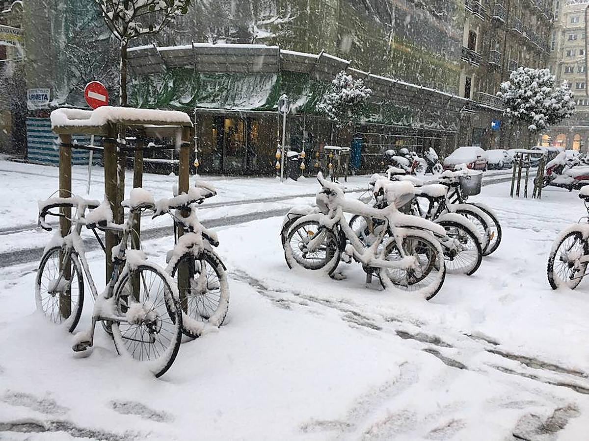 Las precipitaciones están generando severos problemas de circulación en la ciudad