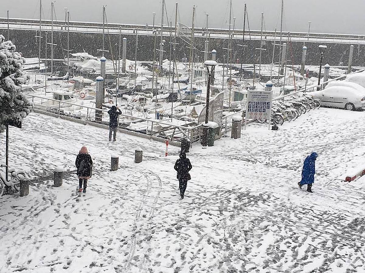 Las precipitaciones están generando severos problemas de circulación en la ciudad