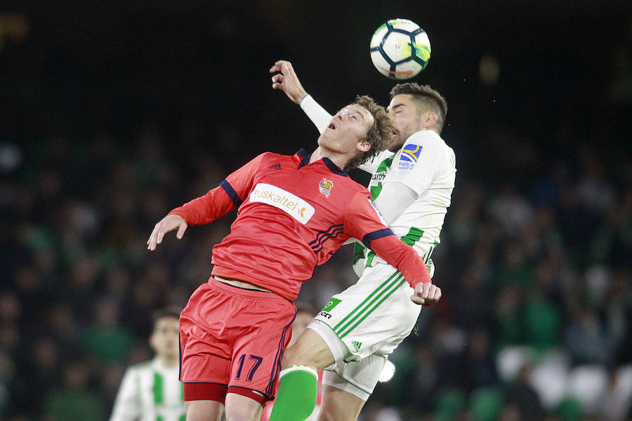 Moyá ha sido uno de los protagonistas del Betis - Real Sociedad con su debut como portero txuri-urdin