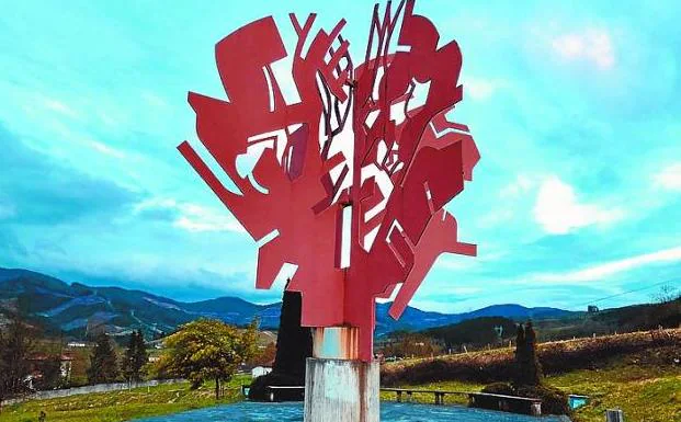 Rojo butano. Estado actual del simbólico monumento. 