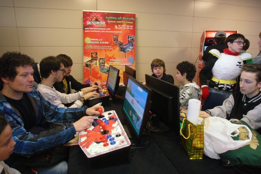 El concurso de cosplay y los premios a los maestros del cómic centran la segunda jornada del Salon Internacional del Cómic y Manga de San Sebastián