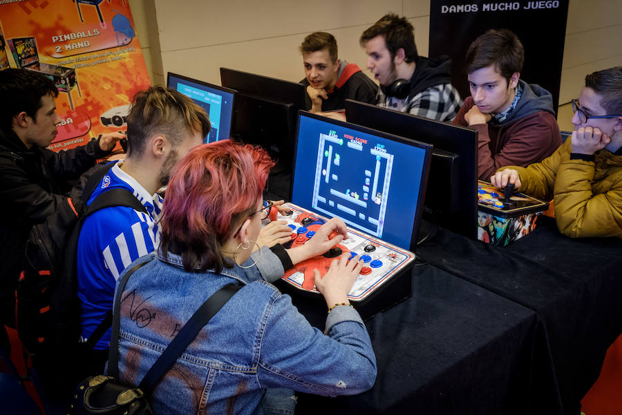 La notable afluencia de visitantes al salón evidencia el tirón del universo del cómic entre los aficionados