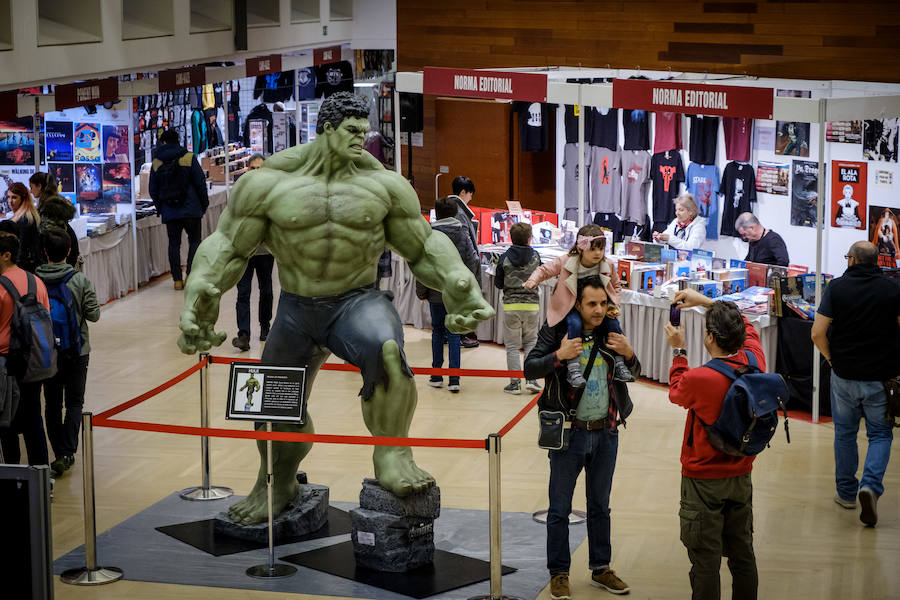 La notable afluencia de visitantes al salón evidencia el tirón del universo del cómic entre los aficionados