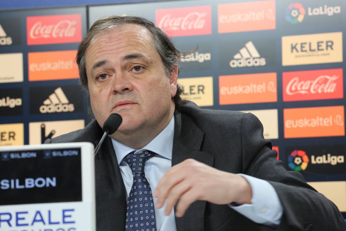 Imanol Alguacil ha sido presentado como nuevo entrenador de la Real Sociedad, sustituyendo de este modo a Eusebio Sacristán. Mikel Labaka será su segundo entrenador.