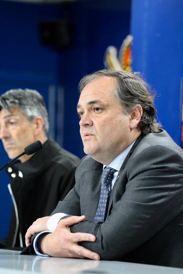 Imanol Alguacil ha sido presentado como nuevo entrenador de la Real Sociedad, sustituyendo de este modo a Eusebio Sacristán. Mikel Labaka será su segundo entrenador.