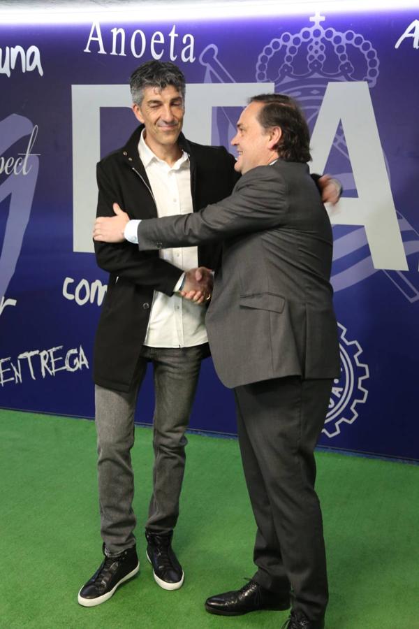 Imanol Alguacil ha sido presentado como nuevo entrenador de la Real Sociedad, sustituyendo de este modo a Eusebio Sacristán. Mikel Labaka será su segundo entrenador.