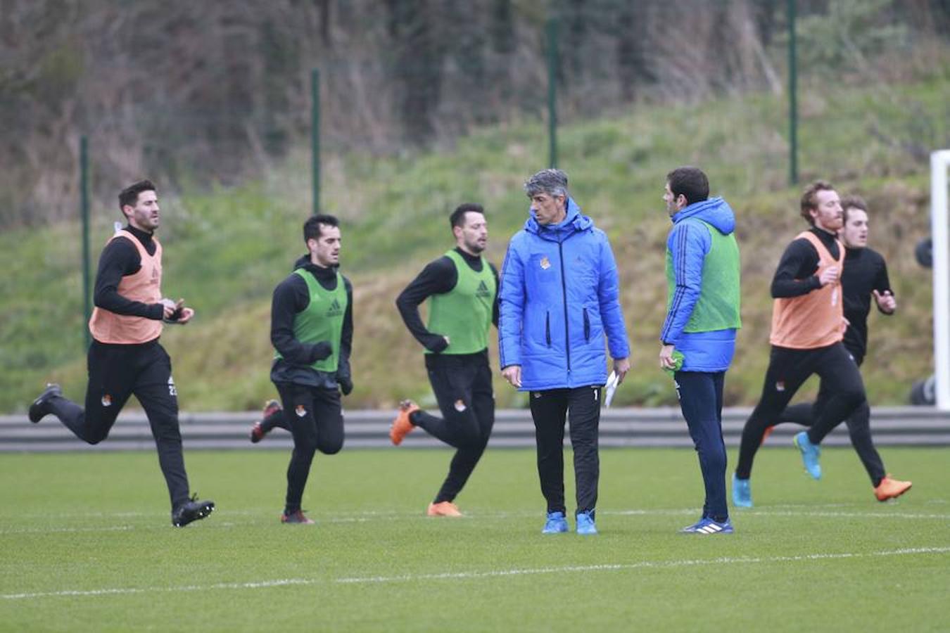 Eusebio y Loren han acudido a las instalaciones antes de la sesión para despedirse de la plantilla