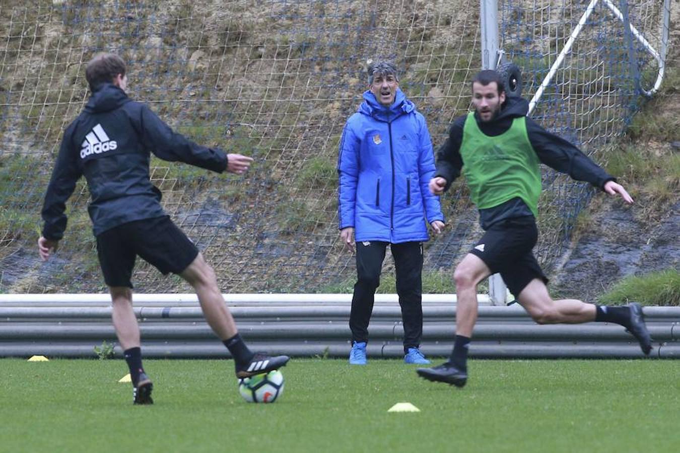 Eusebio y Loren han acudido a las instalaciones antes de la sesión para despedirse de la plantilla