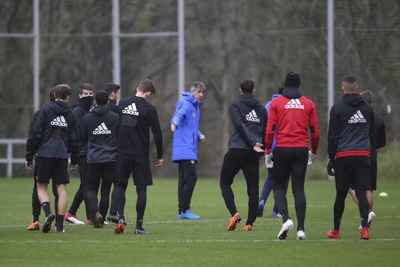 Eusebio y Loren han acudido a las instalaciones antes de la sesión para despedirse de la plantilla