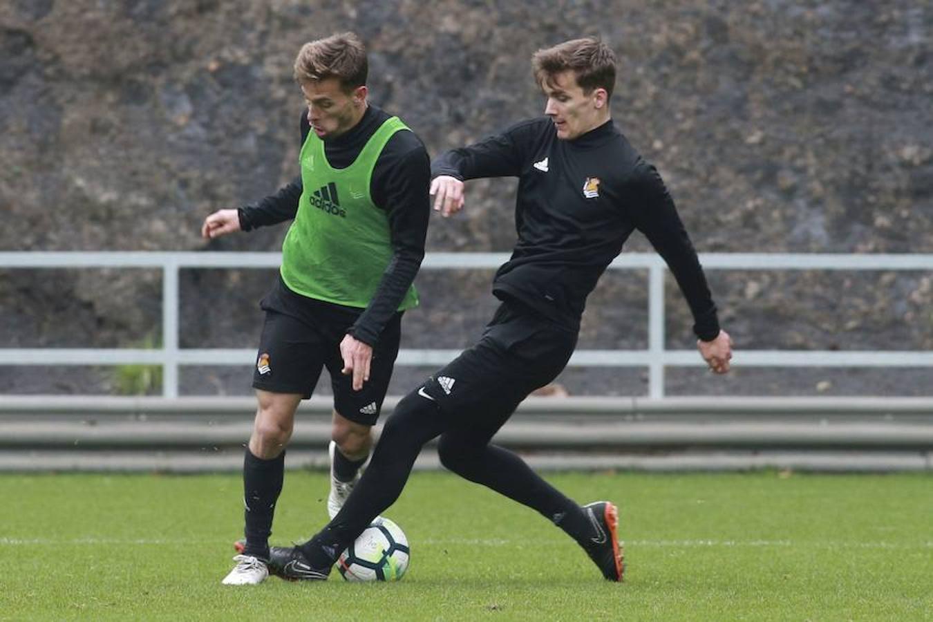 Eusebio y Loren han acudido a las instalaciones antes de la sesión para despedirse de la plantilla