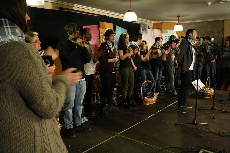 Ia 200 lagunen aurrean aritu ziren finalera iritsitako taldeak. Leitzarrak nagusitu ziren azkenean, baina denak izan ziren garaile