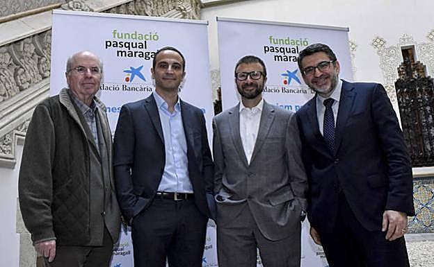 Los científicos Camí, Gispert y Molinuevo, con Font, director de investigación de la Fundación La Caixa (a la derecha).