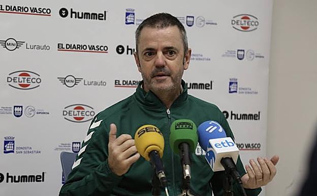 Fisac advierte de que para ganar al Valencia «habrá que sufrir muchísimo»