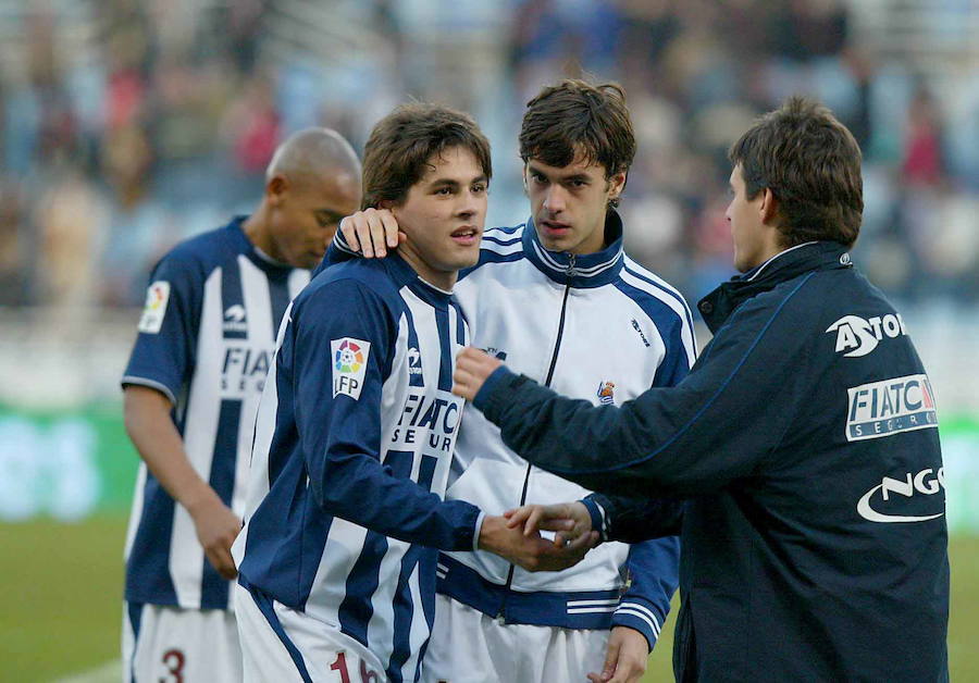 Gari Uranga, Xabi Prieto y Mikel Aranburu durante un partido entre el club txuri-urdin y el Numancia en 2005