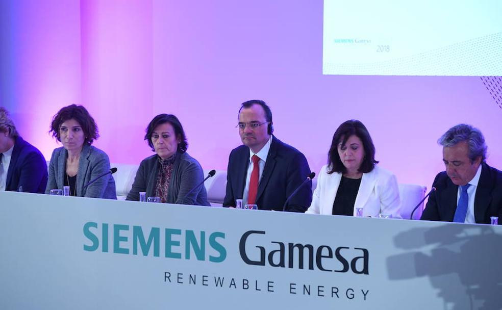 Los principales directivos de Siemens Gamesa, durante la última junta de accionistas.