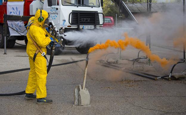 El Counterfog absorbe el humo contaminado y echa a tierra las partículas tóxicas.