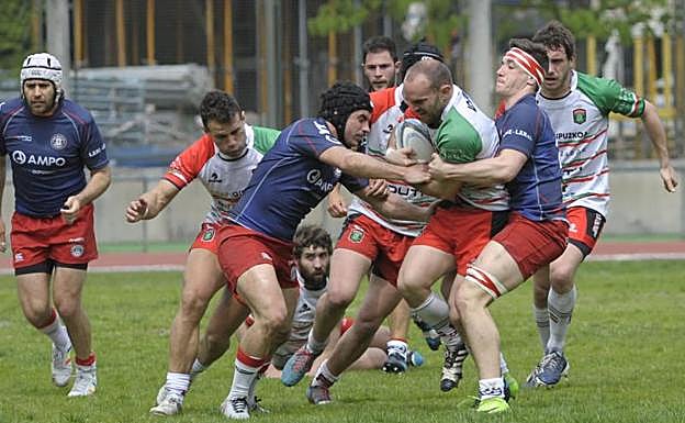 Ampo impone la lógica en el derbi