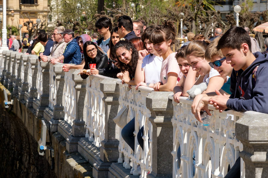 Fotos: Primer día de sol y playa en Donostia
