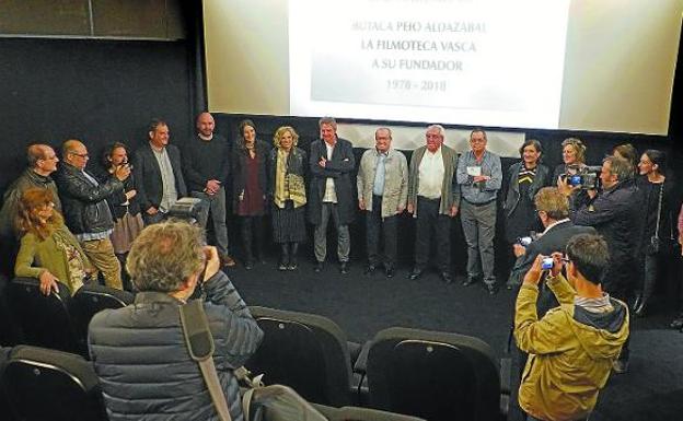 Una butaca en la sala de Filmoteca Vasca rinde homenaje a su fundador