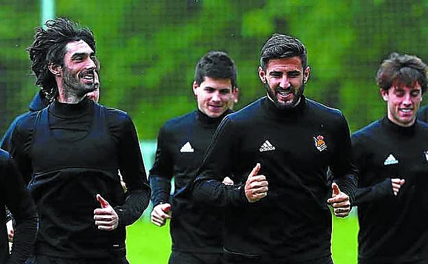 Carlos Martínez se ejercitó ayer con normalidad con el grupo. 