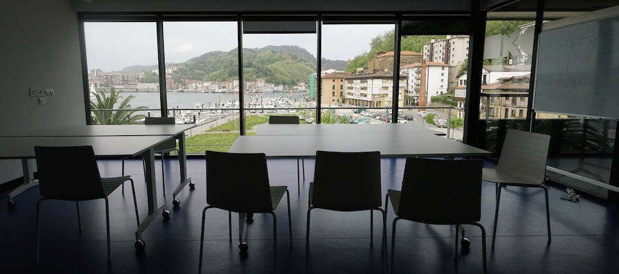 Los municipios de la bahía de Pasaia se benefician de ayudas forales que permiten acometer mejoras urbanísticas y crear nuevos equipamientos. La Diputación y las localidades implicadas han firmado un nuevo convenio que suma 8,4 millones en cuatro años