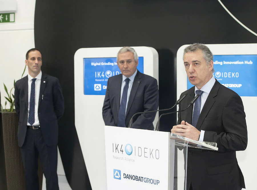 El centro tecnológico vasco especializado en fabricación avanzada IK4-IDEKO y Danobatgroup han inaugurado esta mañana el Digital Grinding Innovation Hub (DGIH), el nuevo nodo de Euskadi para la investigación y el desarrollo de soluciones innovadoras en digitalización y rectificado industrial. El acto ha estado presidido por el lehendakari Iñigo Urkullu.