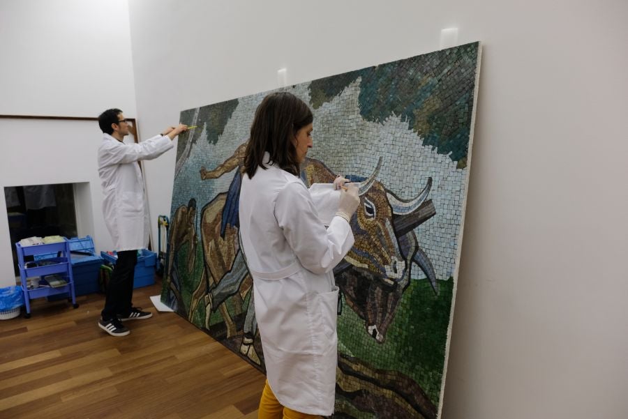 El museo recibe en depósito de la Colección BBVA 'El sembrador', cuya puesta a punto se realizará ante el público a partir del próximo martes