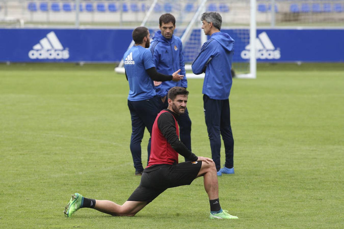 El equipo txuri-urdin se ha ejercitado con la baja de Héctor Moreno y la novedad de Le Normand 