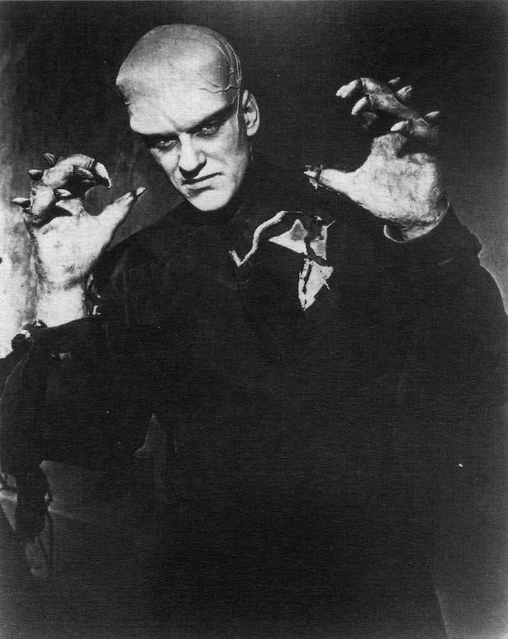 James Arness en 'El enigma de otro mundo' (1951).