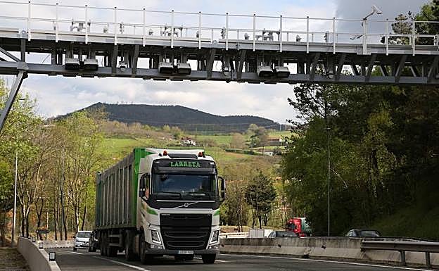 Peaje para camiones en la N-1. 