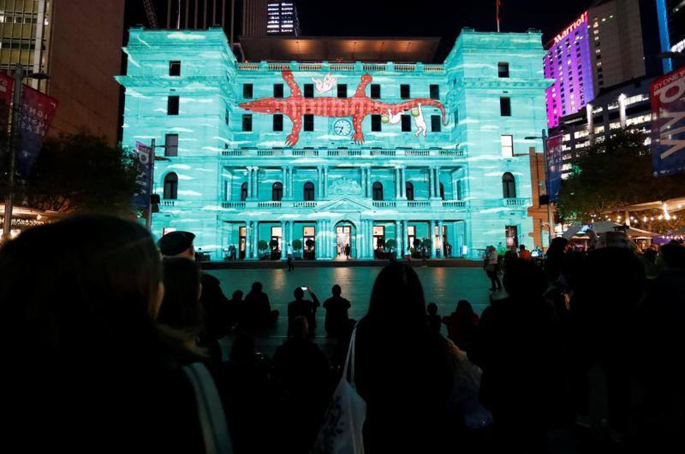 Proyecciones en las velas de la Ópera de Sydney durante el inicio oficial de Vivid Sydney, promovido como el festival de luz, música e ideas más grande del mundo, en Sydney, Australia.