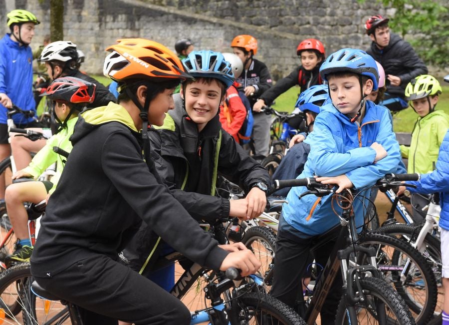 Gipuzkoa vive hoy y mañana sobre dos ruedas de la mano de la segunda feria Bicibizi, que desplegará un intenso programa de actividades, recorridos, talleres y actuaciones con la bicicleta como argumento.